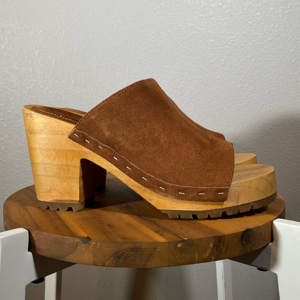 Brown Mule Clogs
